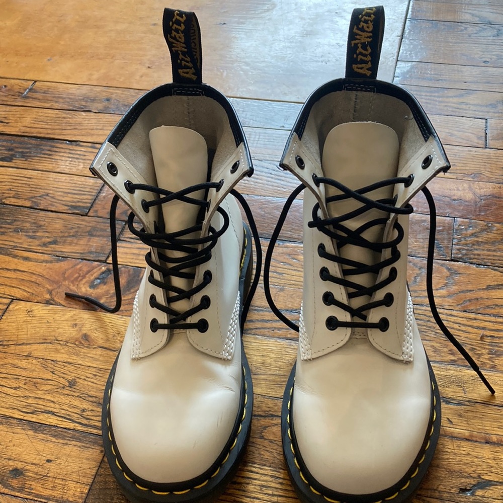 White Doc Martens women’s size US 8